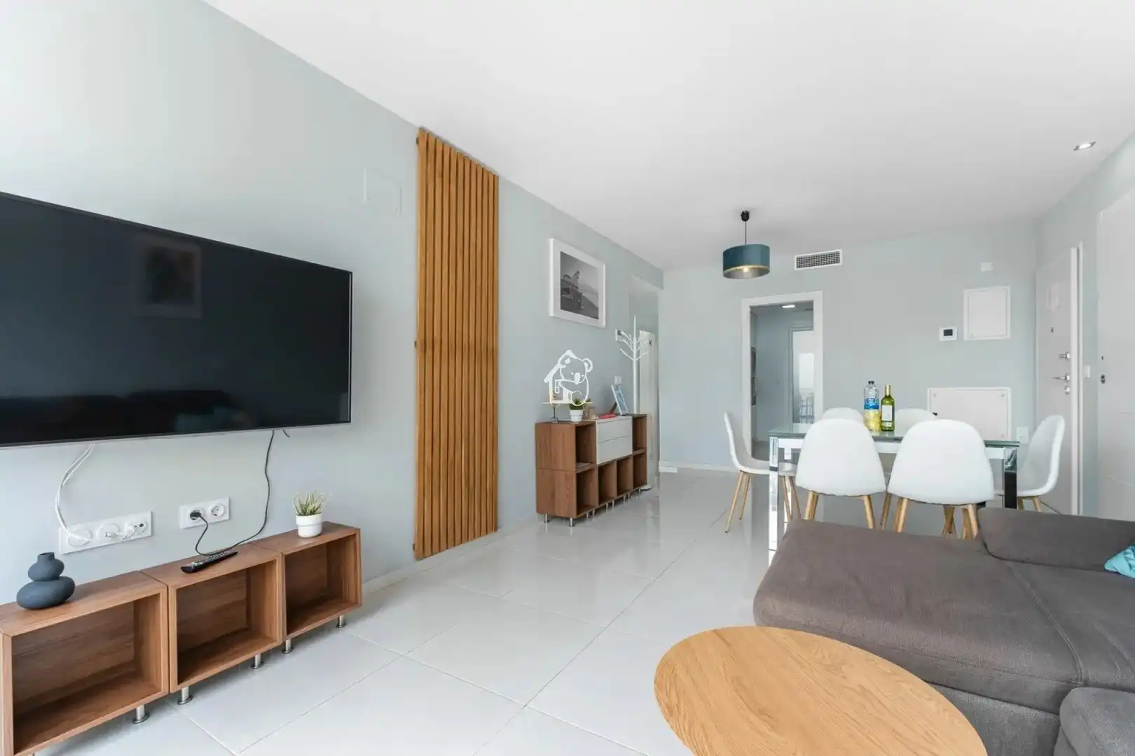Sala de estar de Ático en venta en Torrevieja con Aire acondicionado, Terraza y Piscina