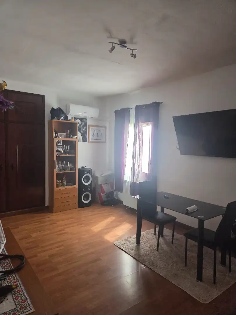 Sala de estar de Piso en venta en Badajoz con Calefacción, Lavadora y Microondas