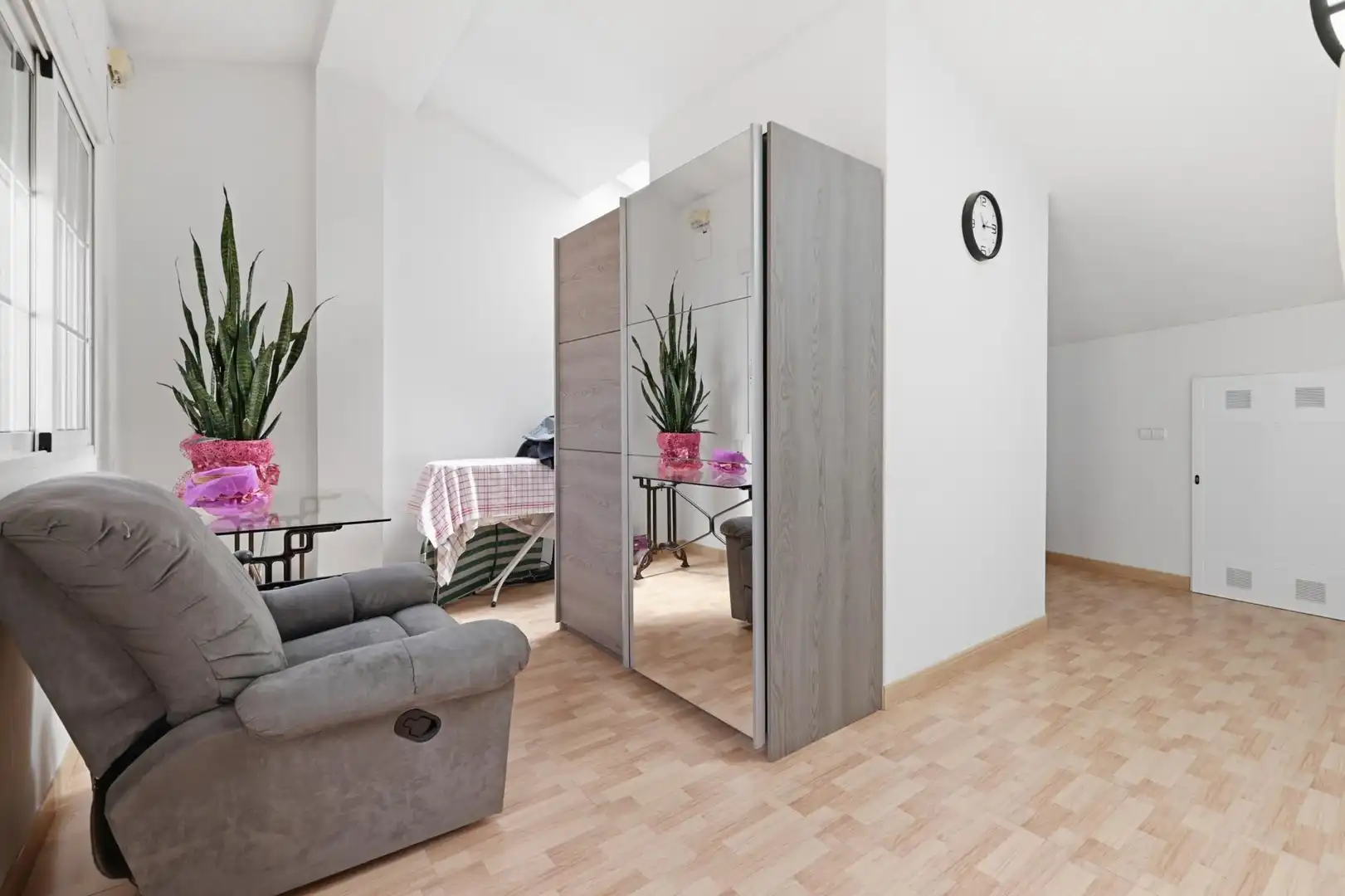 Bedroom of Detached homes for sale in Godella  with Air Conditioner, Terrace and Furnished