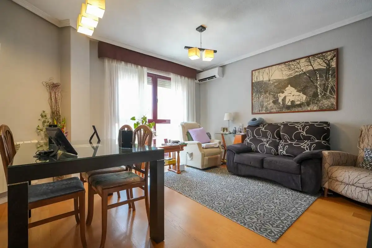 Sala de estar de Piso en venta en Torrejón de Ardoz con Aire acondicionado, Calefacción y Jardín privado