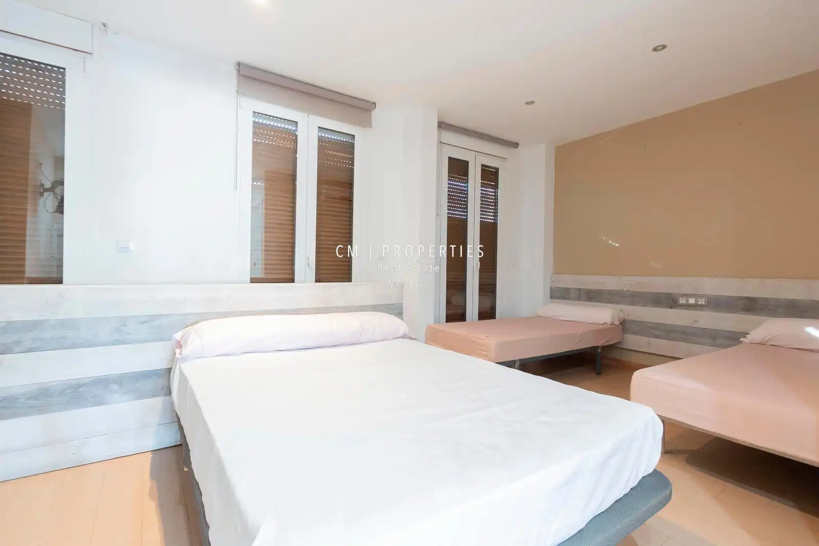 Schlafzimmer von Haus oder Chalet zur Miete in Valencia mit Klimaanlage, Heizung und Terrasse