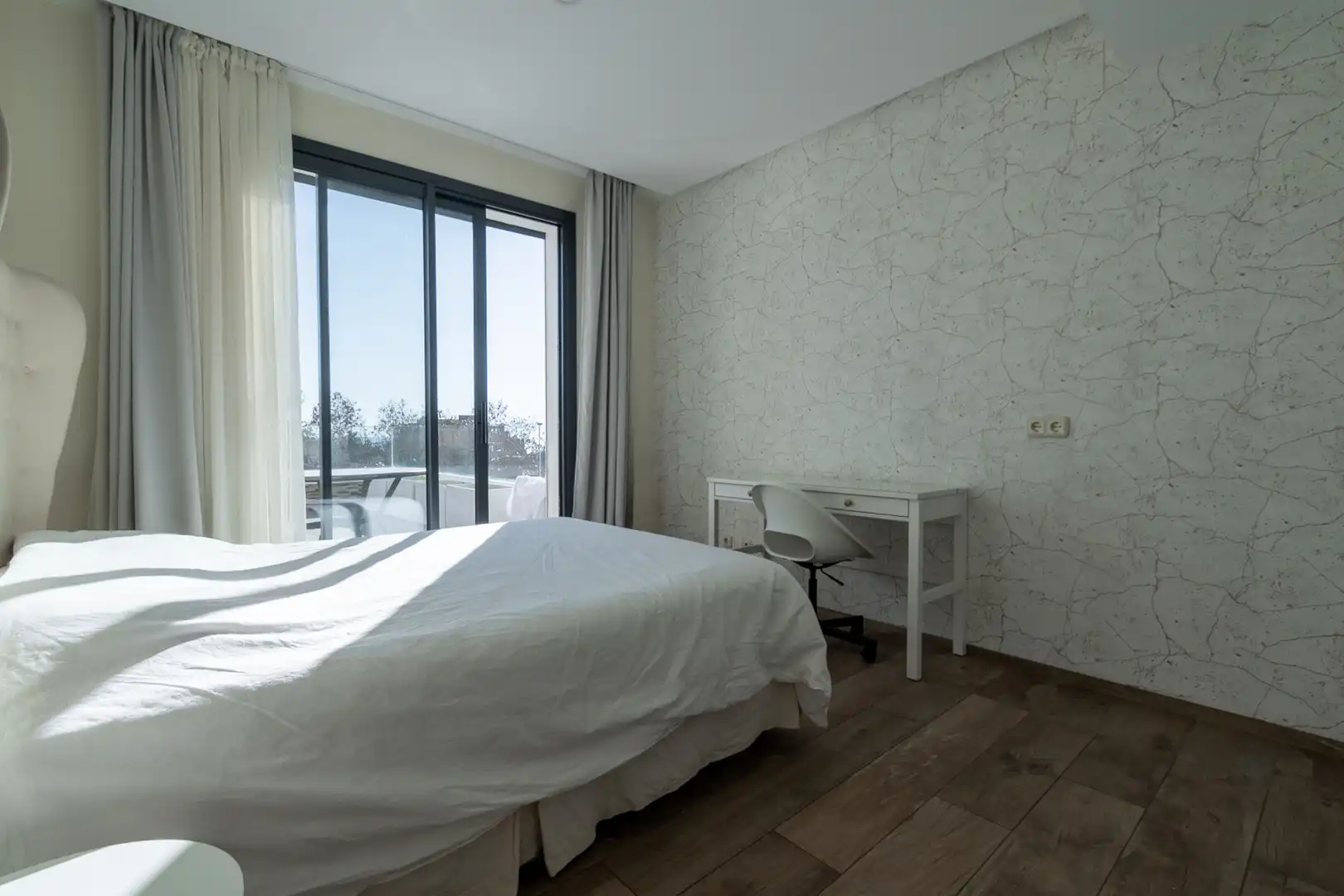 Bedroom of Attic for rent in Marbella  with Air Conditioner, Heating and Terrace