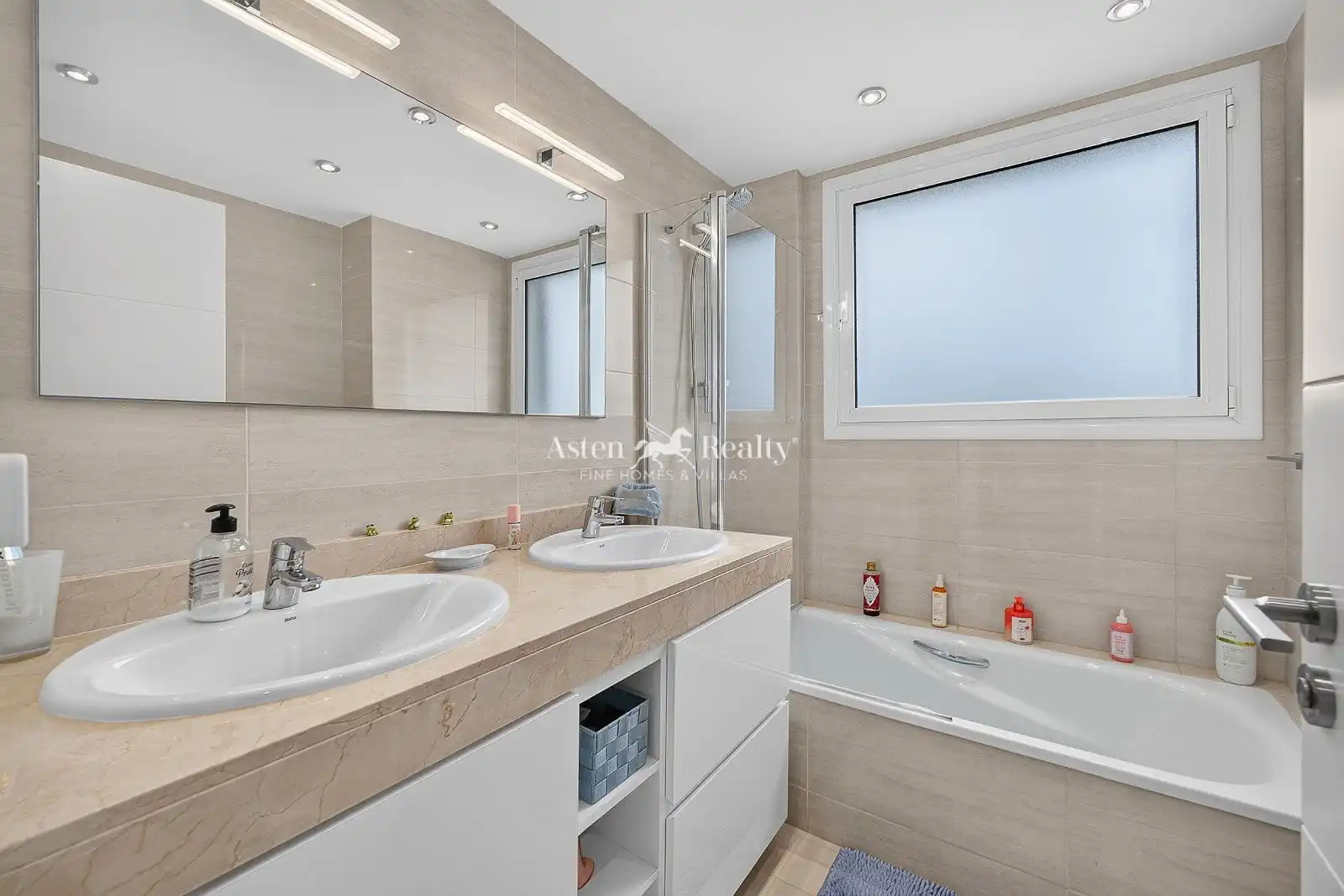 Bathroom of Detached homes for sale in Santiago del Teide  with Air Conditioner, Private garden and Terrace