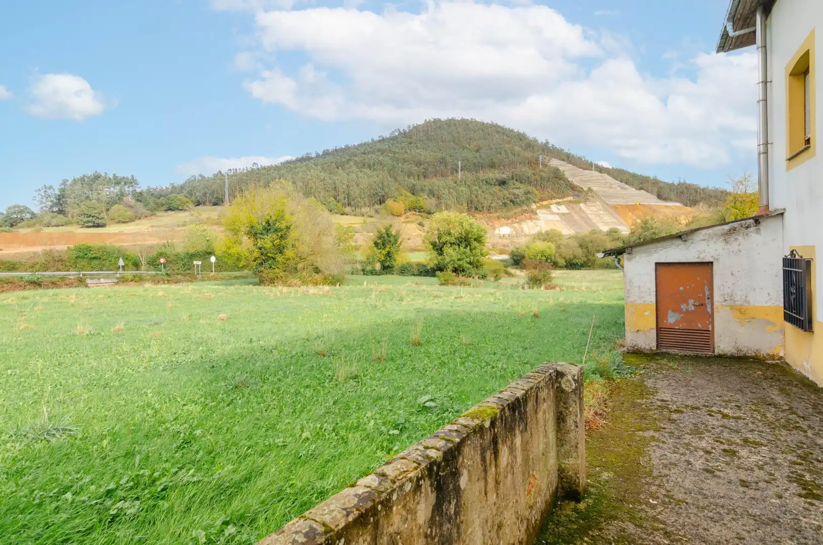 Casa o chalet en venta en Salas con Calefacción, Jardín privado y Amueblado