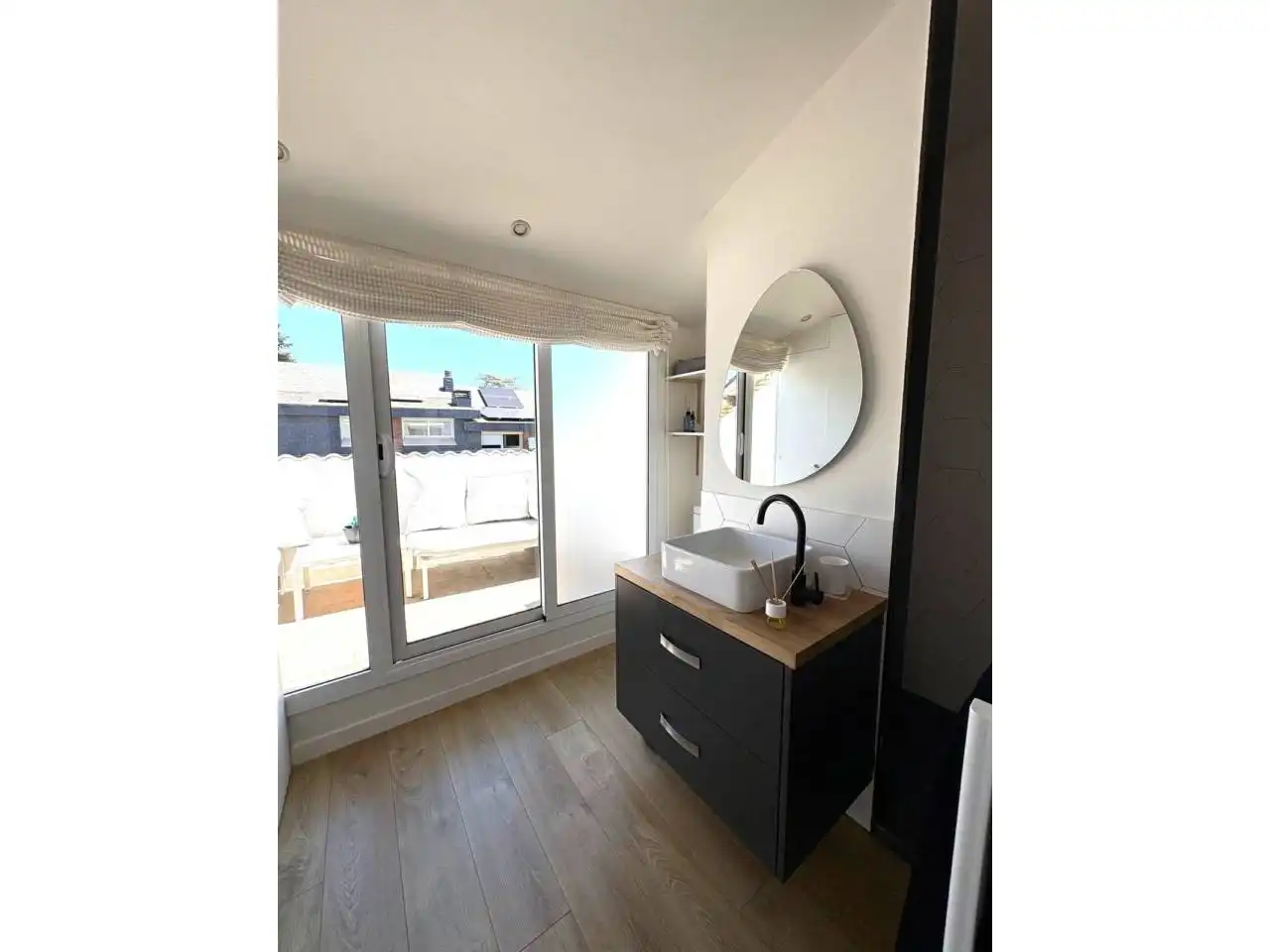 Baño de Casa adosada en venta en Sant Cugat del Vallès con Aire acondicionado, Calefacción y Parquet