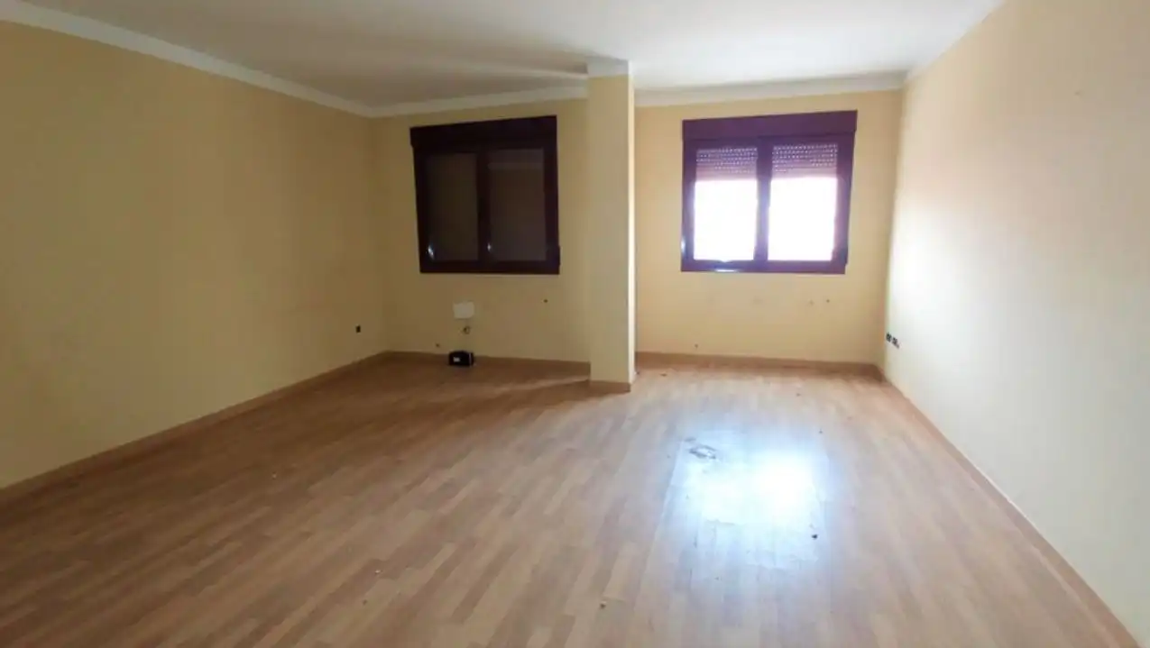 Flat for sale in Villarrobledo