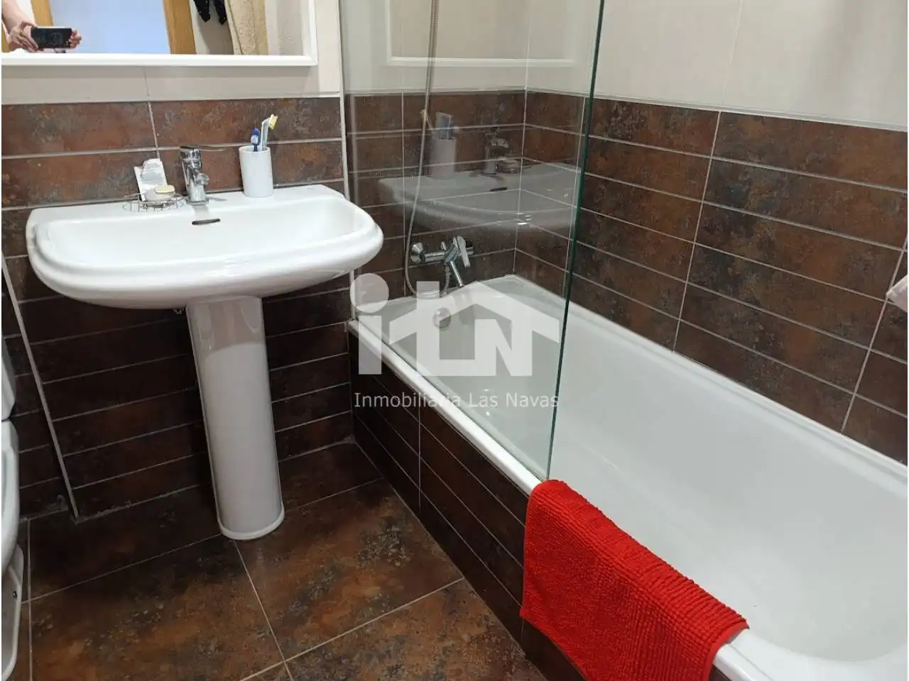 Bany de Pis en venda en Ávila amb Calefacció, Traster i Piscina comunitària