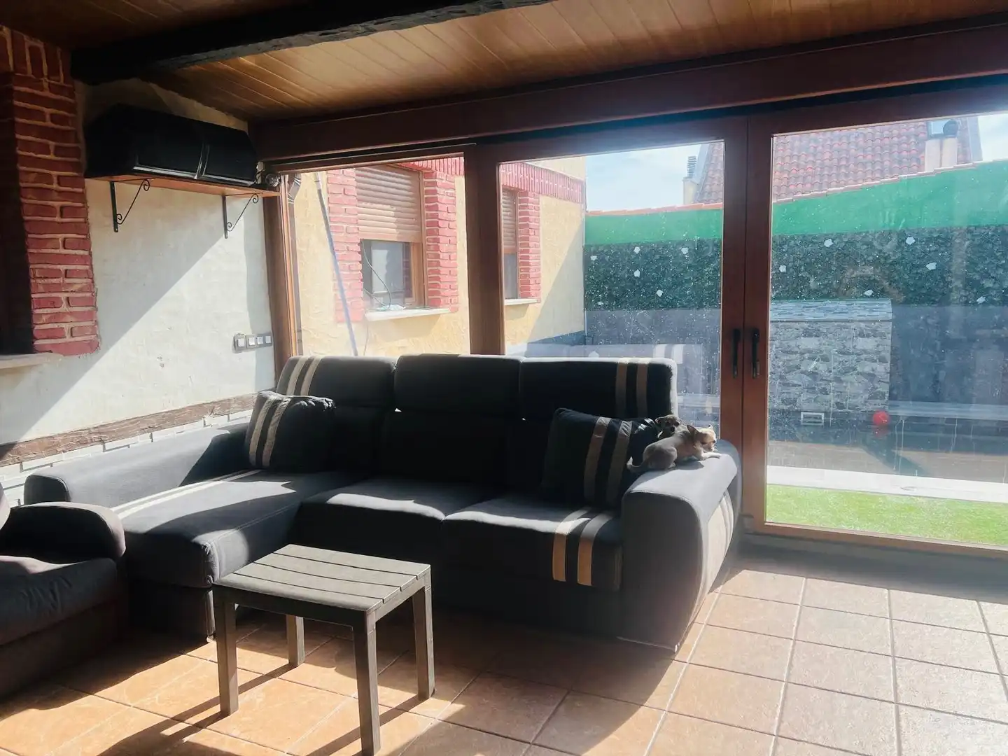 Sala de estar de Casa o chalet en venta en Valdestillas con Calefacción, Jardín privado y Parquet