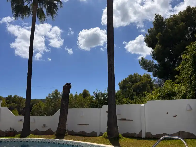 Vista exterior de Casa o xalet en venda en Cap Martí - El Tossalet - Pinomar