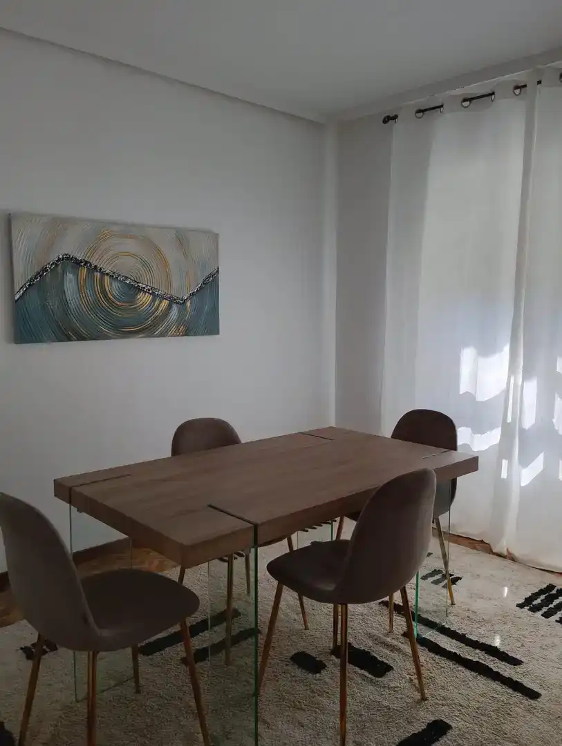 Esszimmer von Wohnung zur Miete in Soria Capital  mit Parkett, Abstellraum und Möbliert