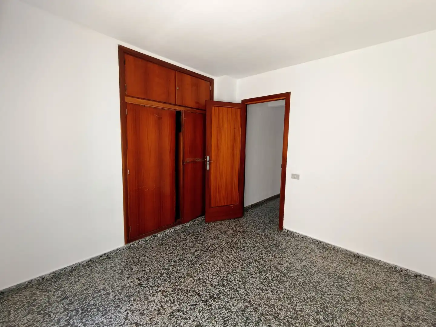 Flat for sale in Alicante / Alacant  with Air Conditioner and Balcony