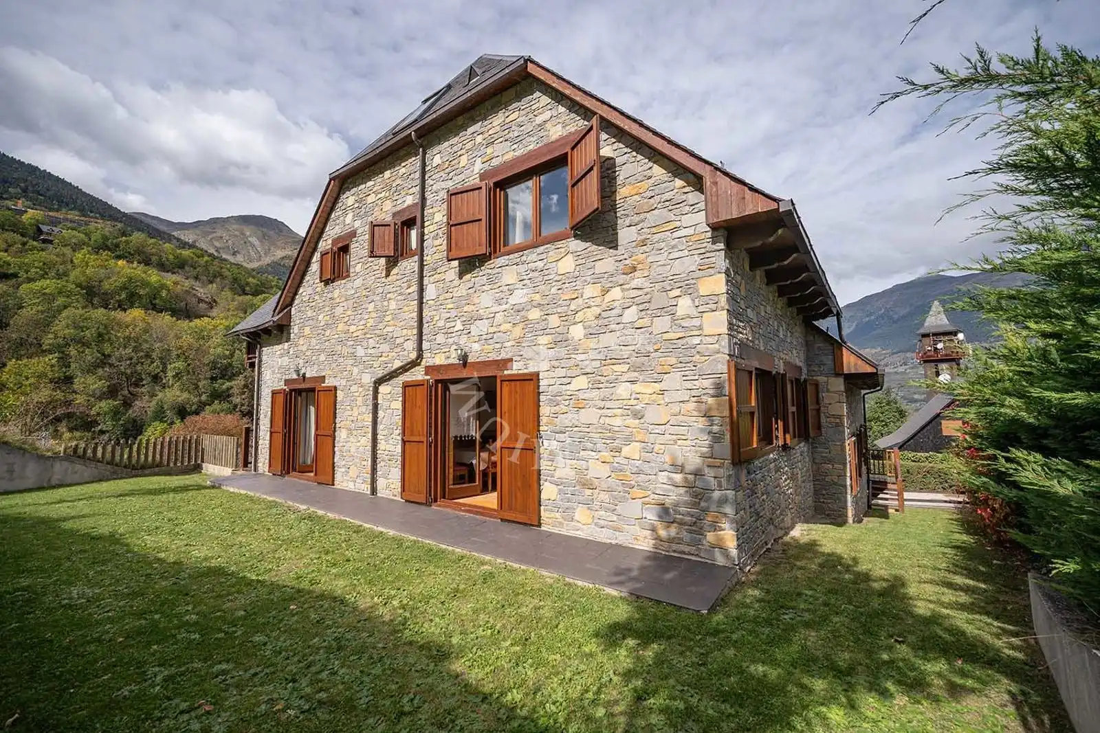 Haus zum Verkauf in Plaus, imagen 3