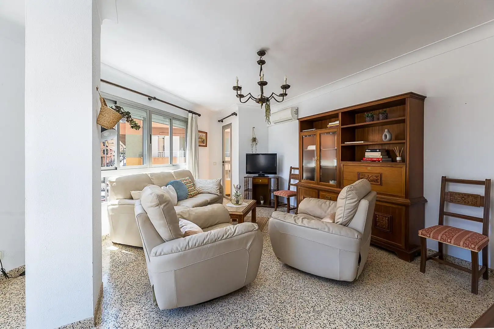 Sala d'estar de Pis en venda en  Palma de Mallorca amb Terrassa i Balcó