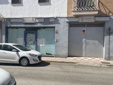Locale commerciale in vendita a Calle Olavide 12
