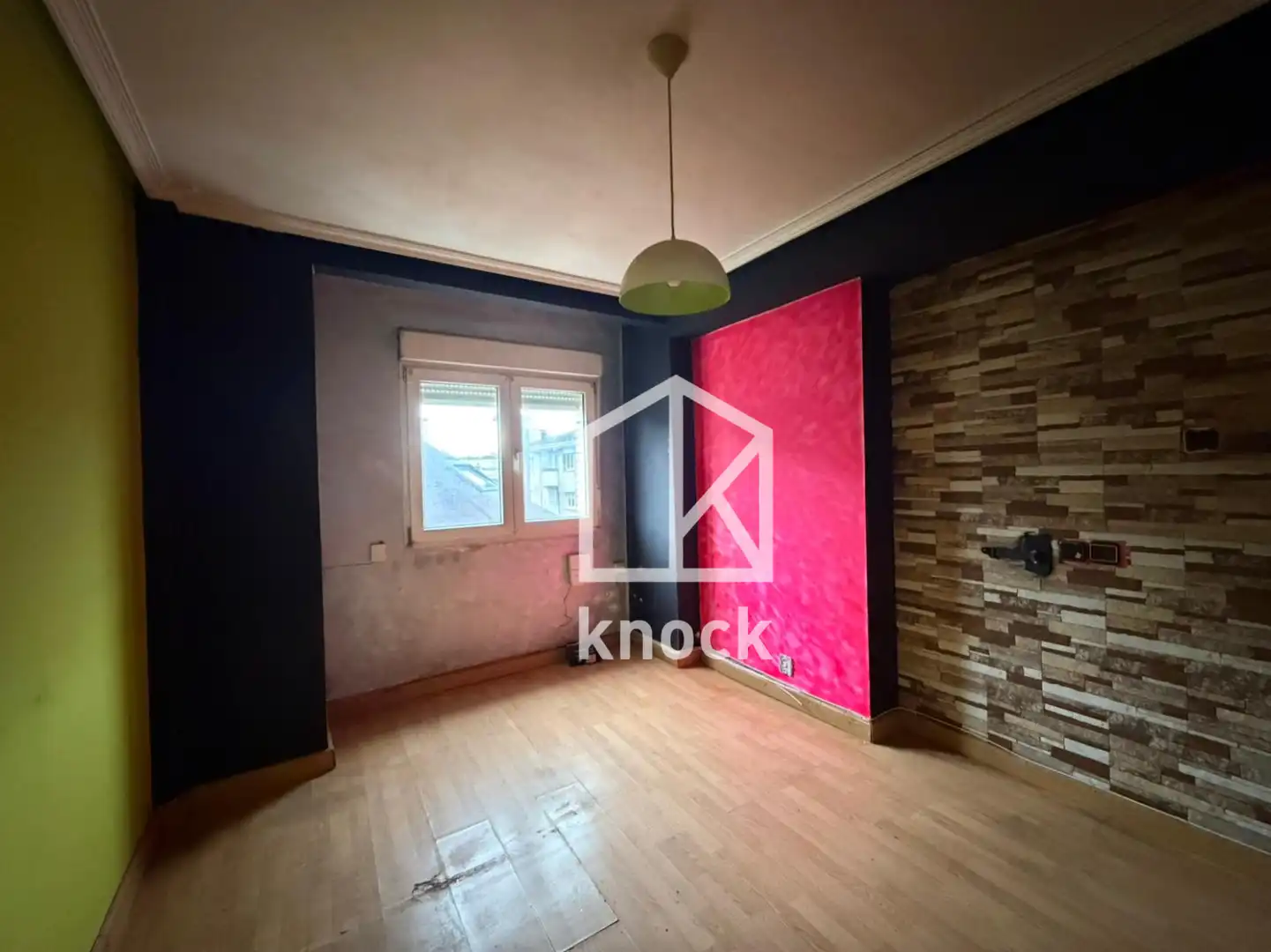 Habitación de Piso en venta en Gijón  con Calefacción