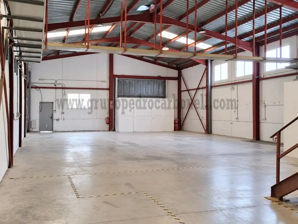 Nau industrial de lloguer en Crevillent, Alicante