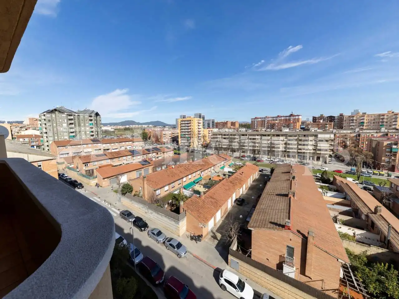 Außenansicht von Wohnung zum Verkauf in Sabadell mit Heizung, Terrasse und Balkon