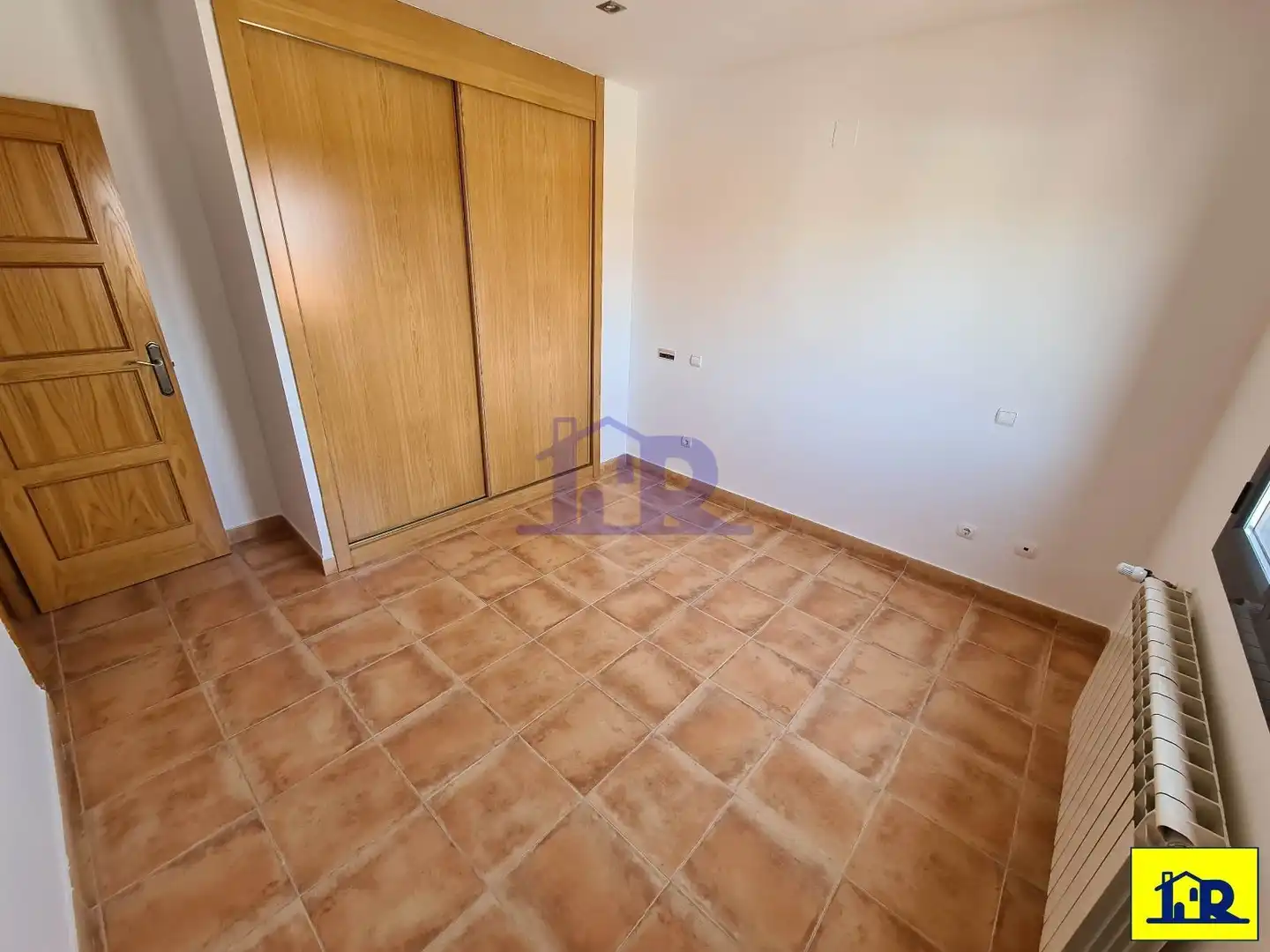 Casa adosada en venda en Villar de Olalla amb Calefacció, Jardí privat i Terrassa