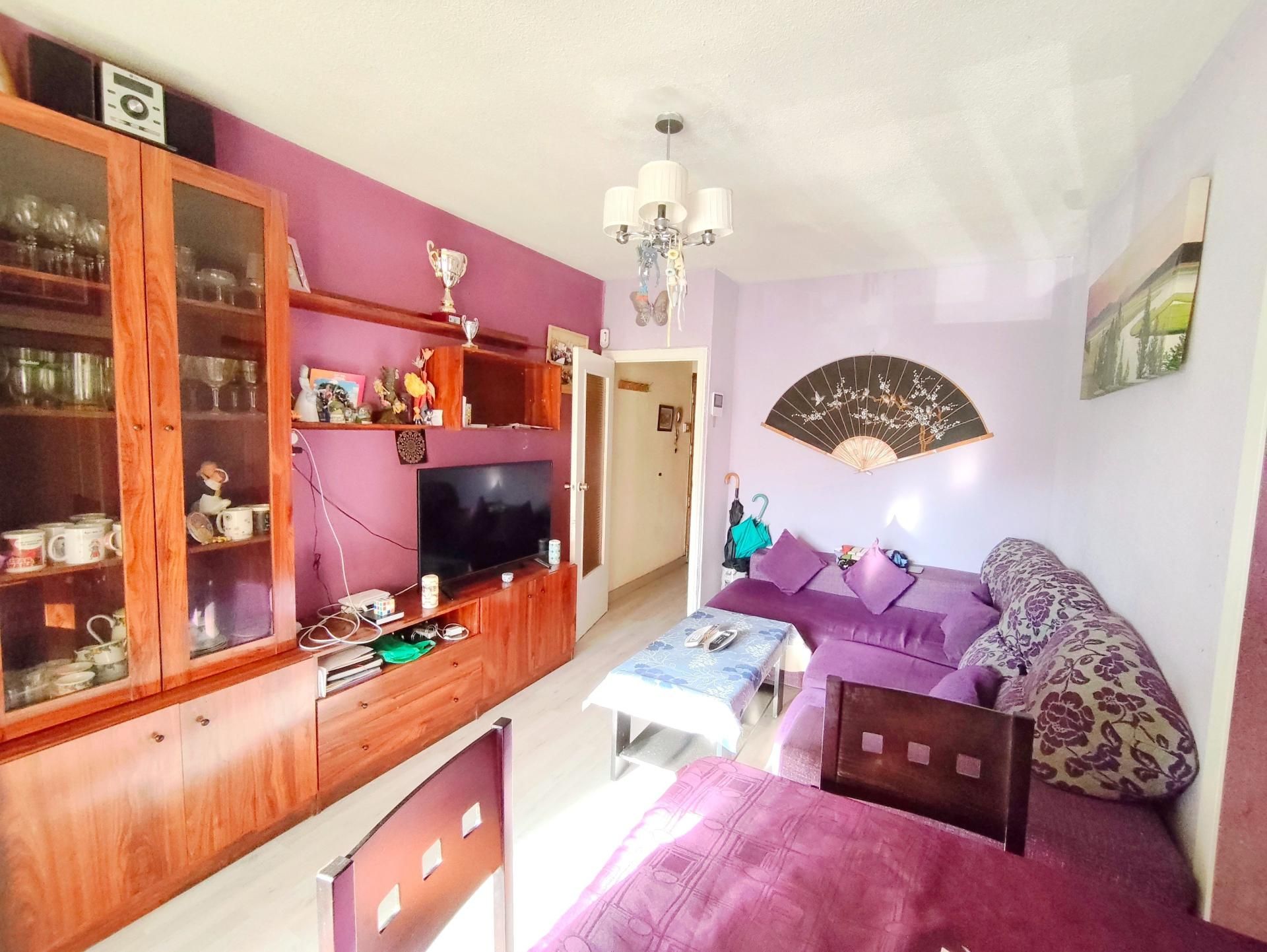 Living room of Flat for sale in  Madrid Capital  with Heating