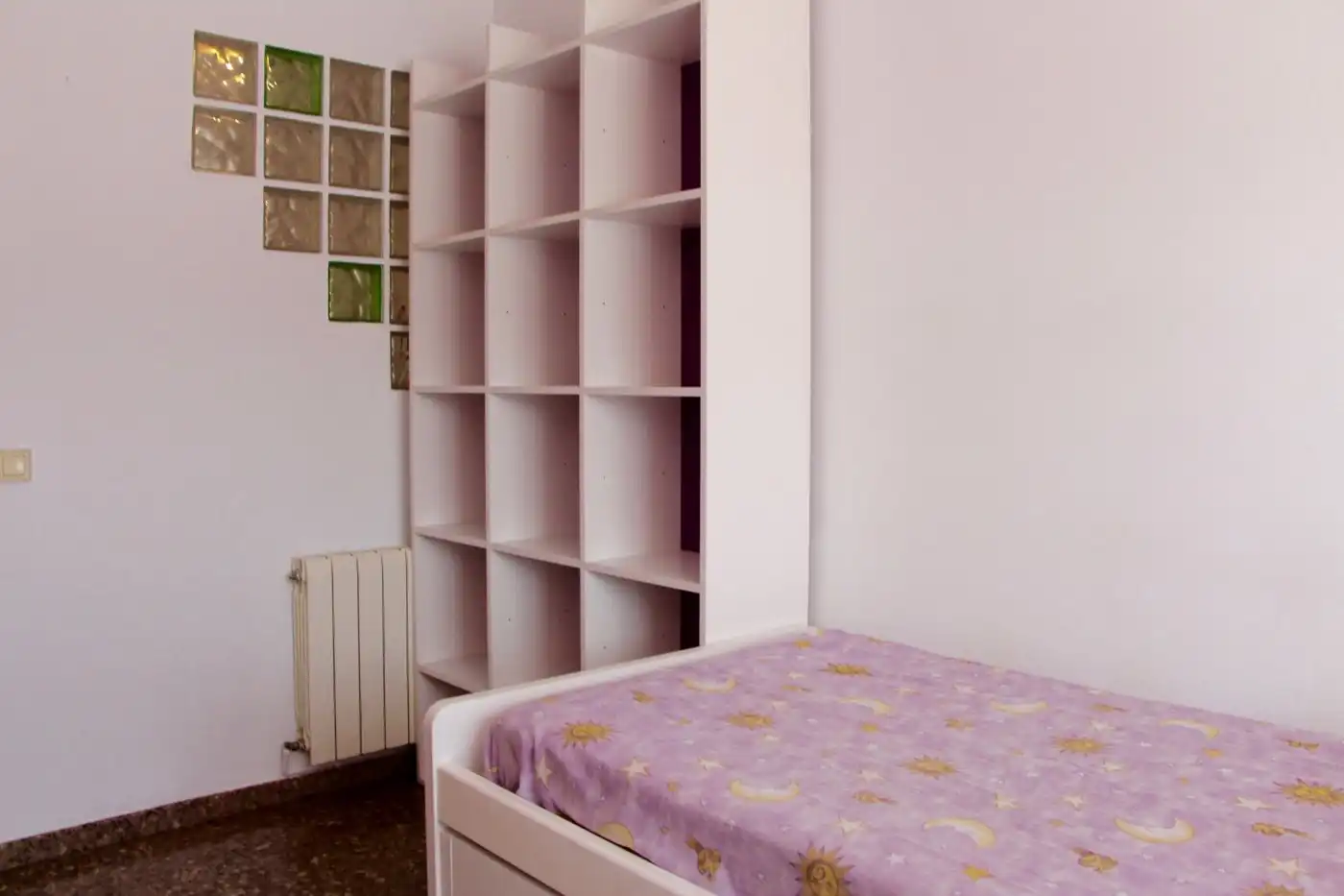 Dormitori de Apartament de lloguer en Alfara del Patriarca amb Aire condicionat, Calefacció i Terrassa
