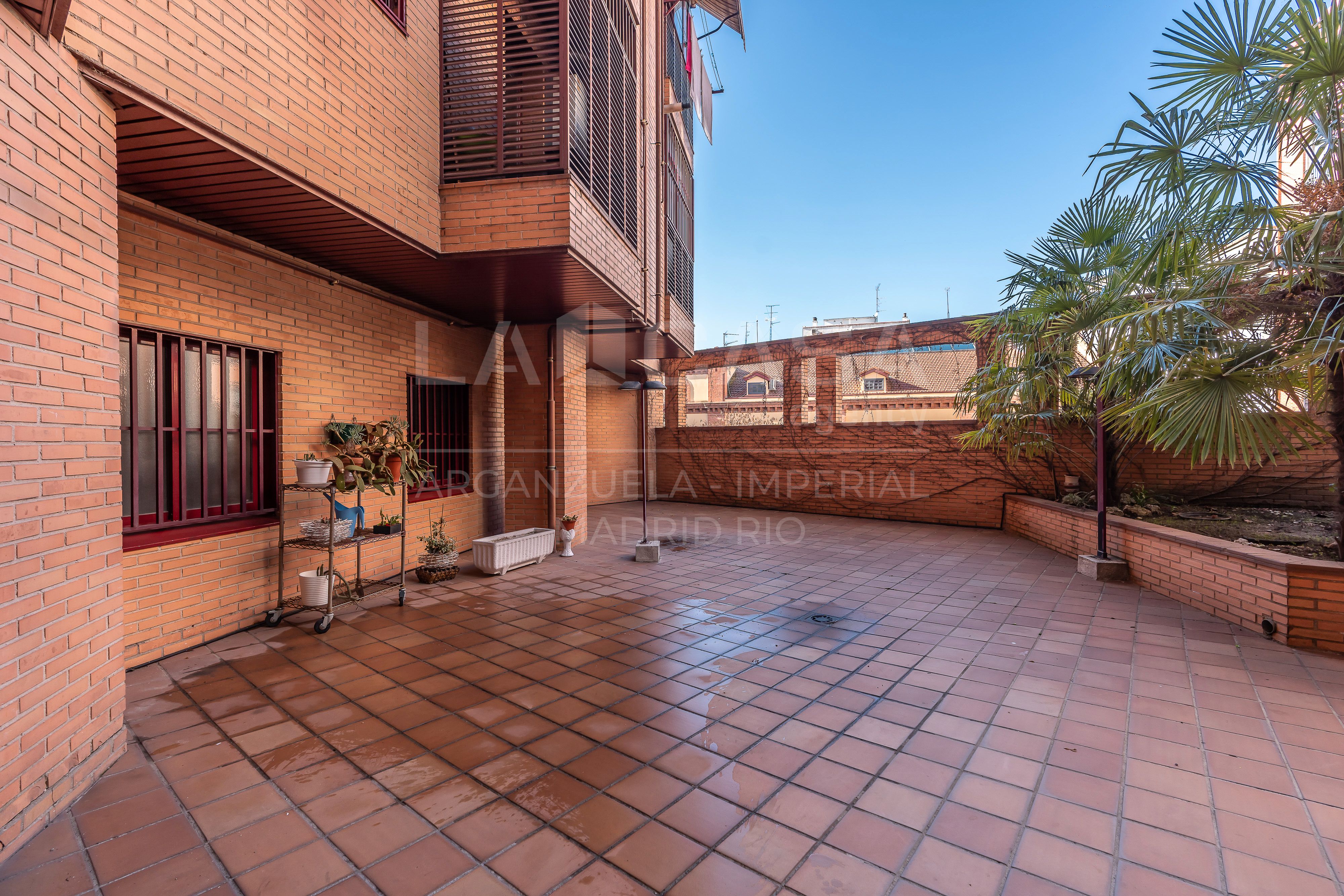 Terrace of Flat for sale in  Madrid Capital  with Heating, Terrace and Balcony