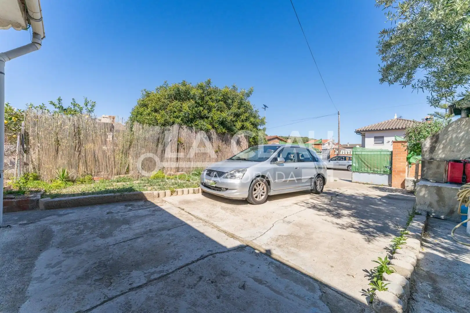Aparcament de Casa o xalet en venda en El Vendrell amb Calefacció, Jardí privat i Terrassa