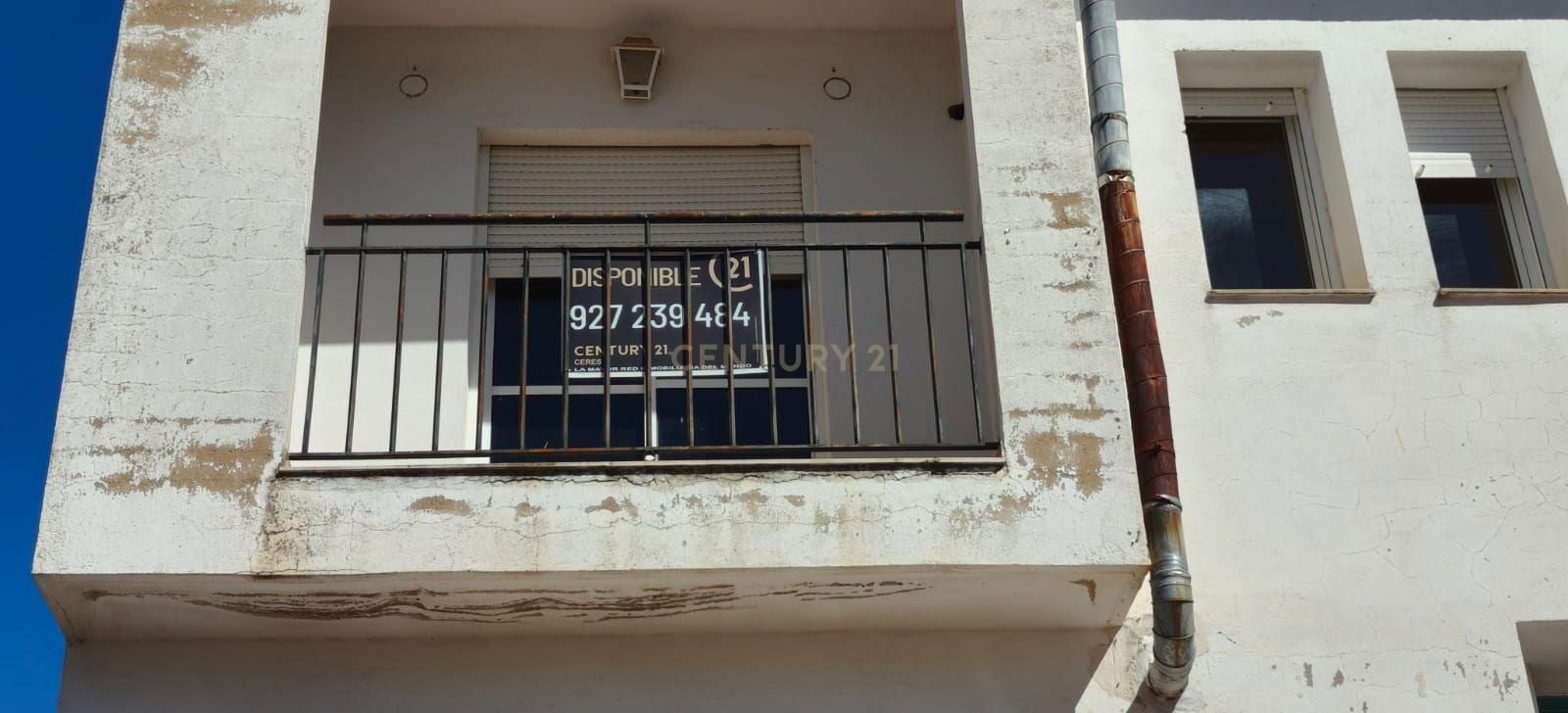 Exterior view of Single-family semi-detached for sale in Aliseda  with Storage room and Balcony