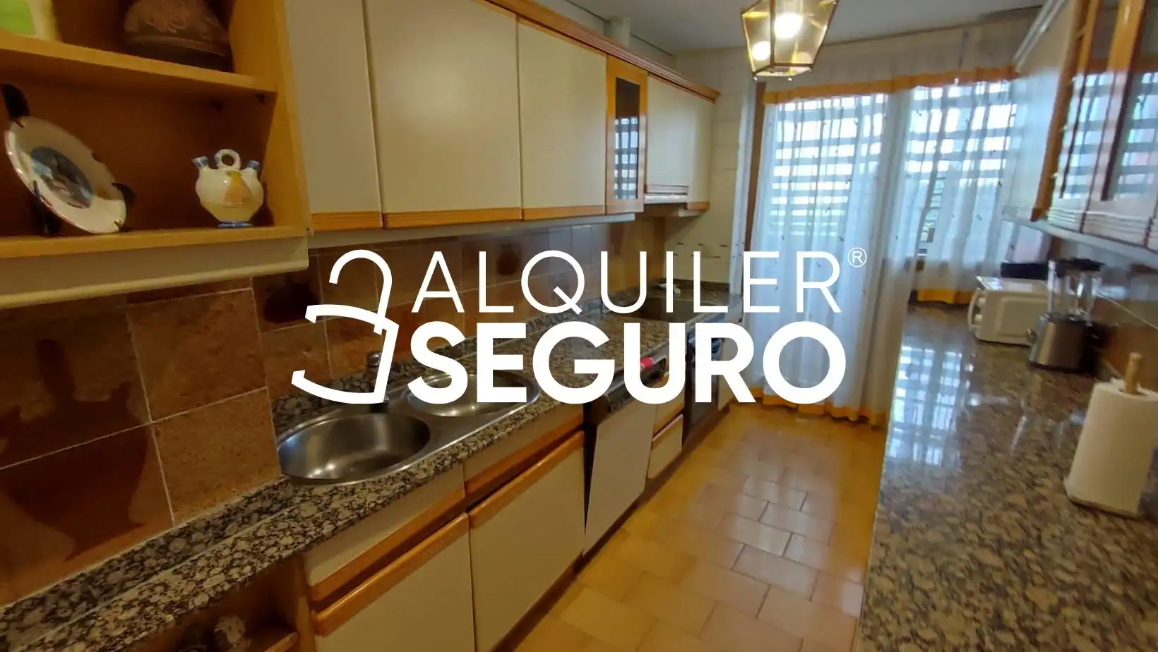 Cocina de Piso de alquiler en Madrid con Aire acondicionado, Calefacción y Piscina
