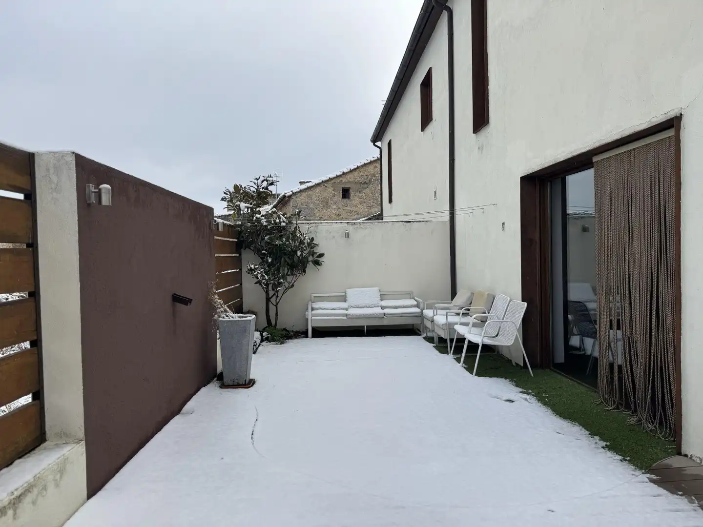 Terrassa de Casa o xalet en venda en Bonilla de la Sierra amb Jardí privat