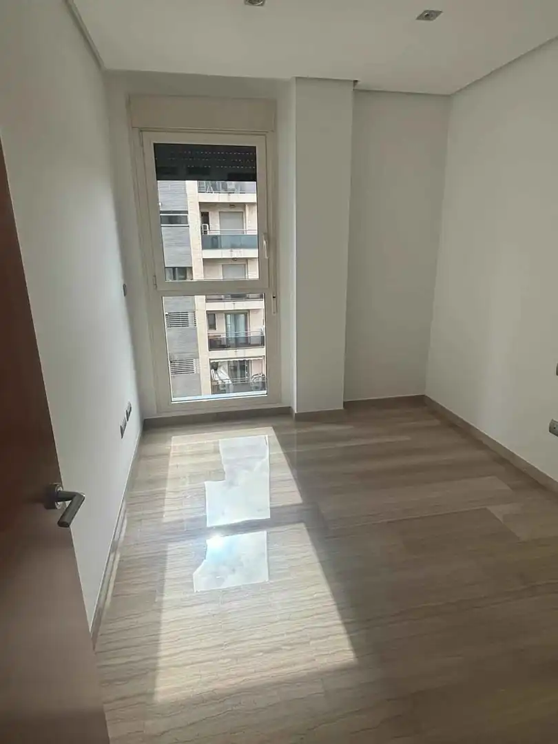 Wohnung zur Miete in Avinguda de les Corts Valencianes, 26, Barrio de Benicalap