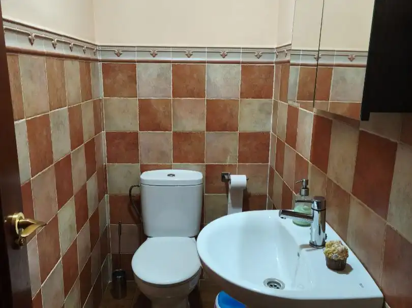 Badezimmer von Haus oder Chalet zum Verkauf in Sabiote mit Klimaanlage, Terrasse und Balkon