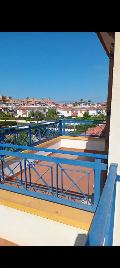 Terraza de Ático de alquiler en Vera con Aire acondicionado, Jardín privado y Piscina