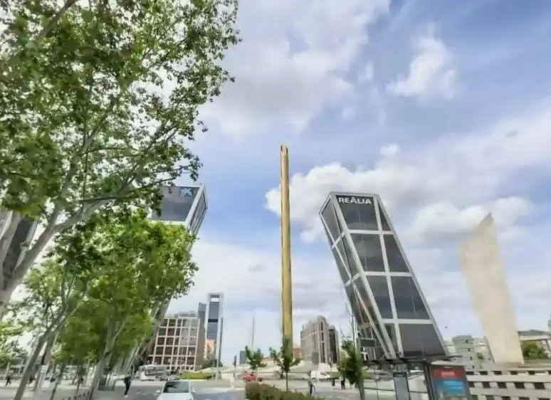Vista exterior de Estudio en venta en Madrid