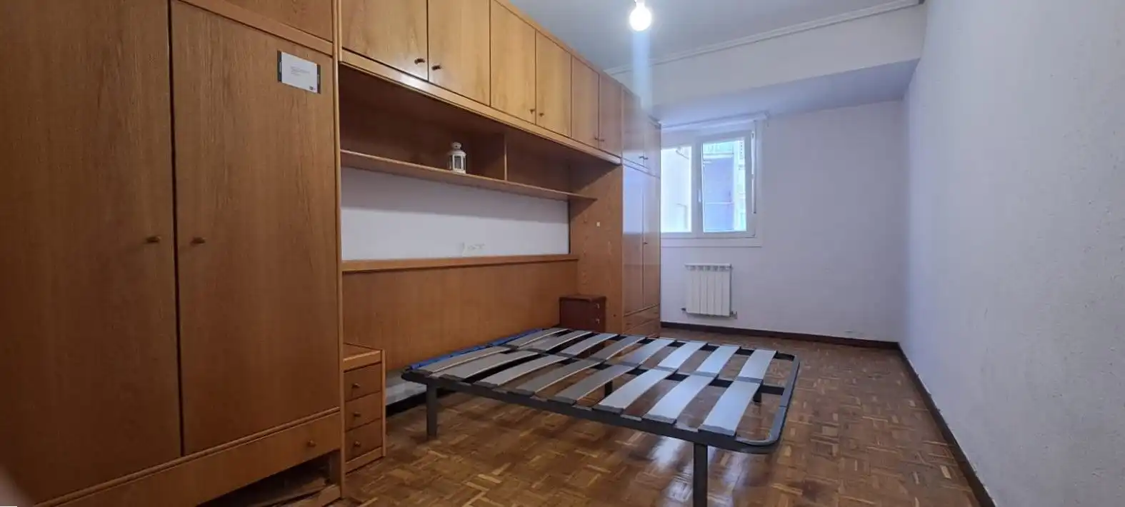 Habitación de Piso en venta en Vitoria - Gasteiz con Calefacción, Terraza y Trastero