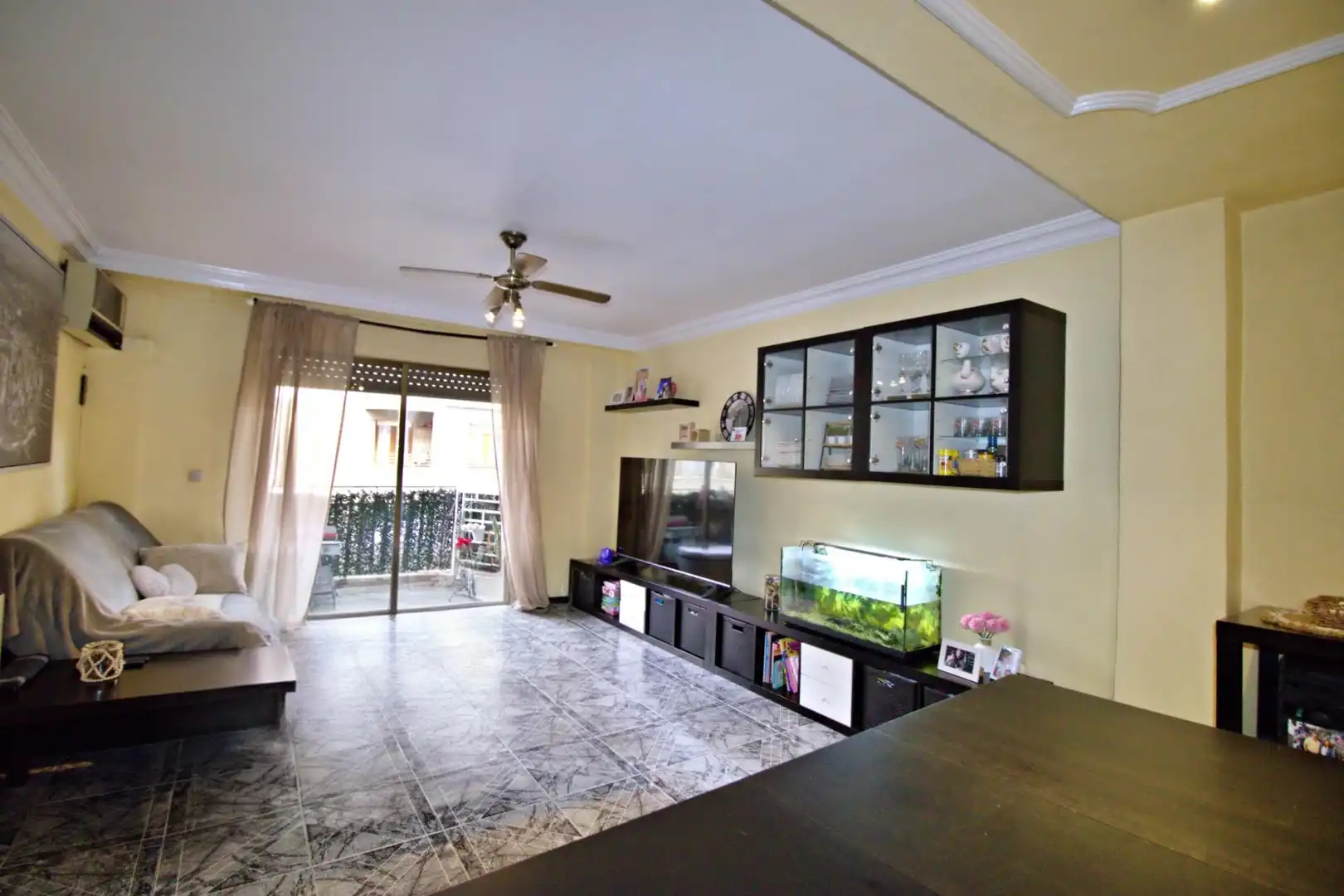 Wohnzimmer von Wohnung zum Verkauf in Elche / Elx mit Klimaanlage, Heizung und Balkon