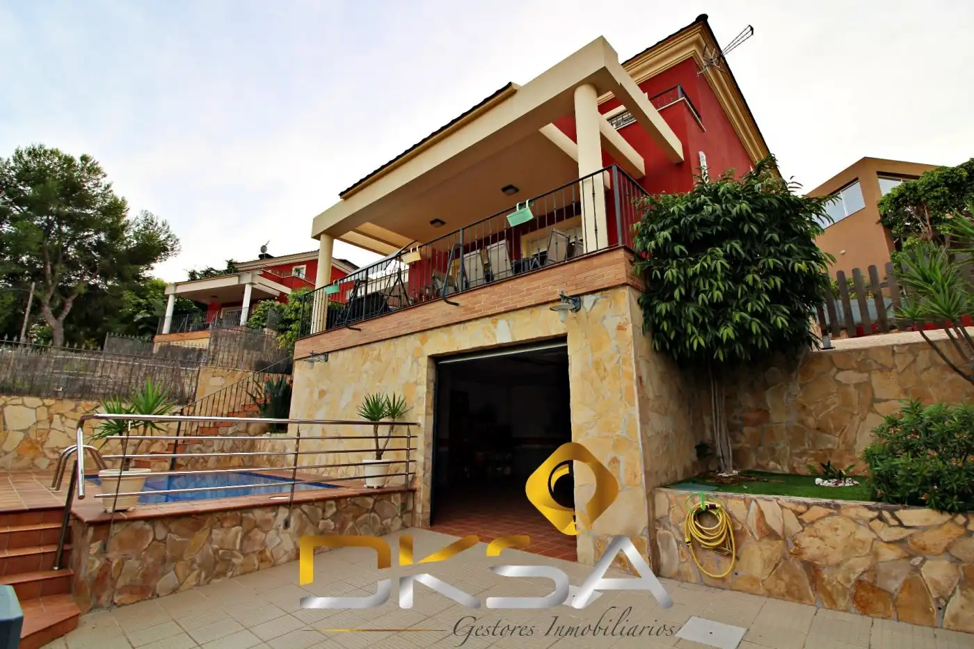 Vista exterior de Casa o xalet en venda en Benicasim / Benicàssim amb Aire condicionat, Calefacció i Jardí privat