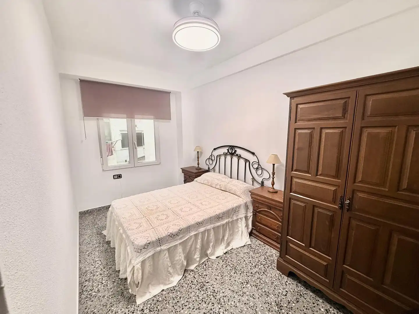 Dormitori de Apartament de lloguer en Alicante / Alacant amb Aire condicionat, Moblat i Balcó