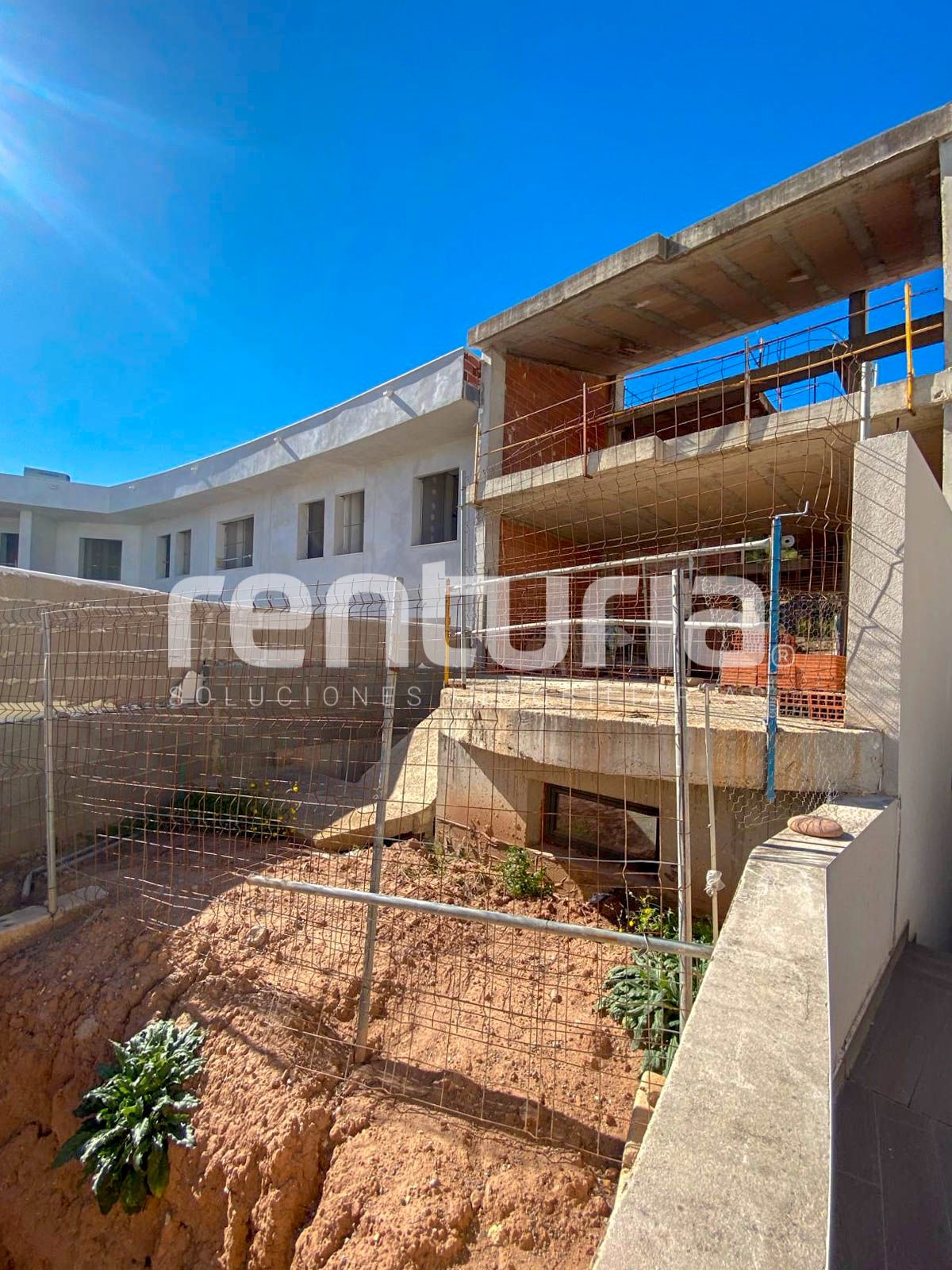 Exterior view of Single-family semi-detached for sale in El Puig de Santa Maria  with Private garden, Terrace and Swimming Pool