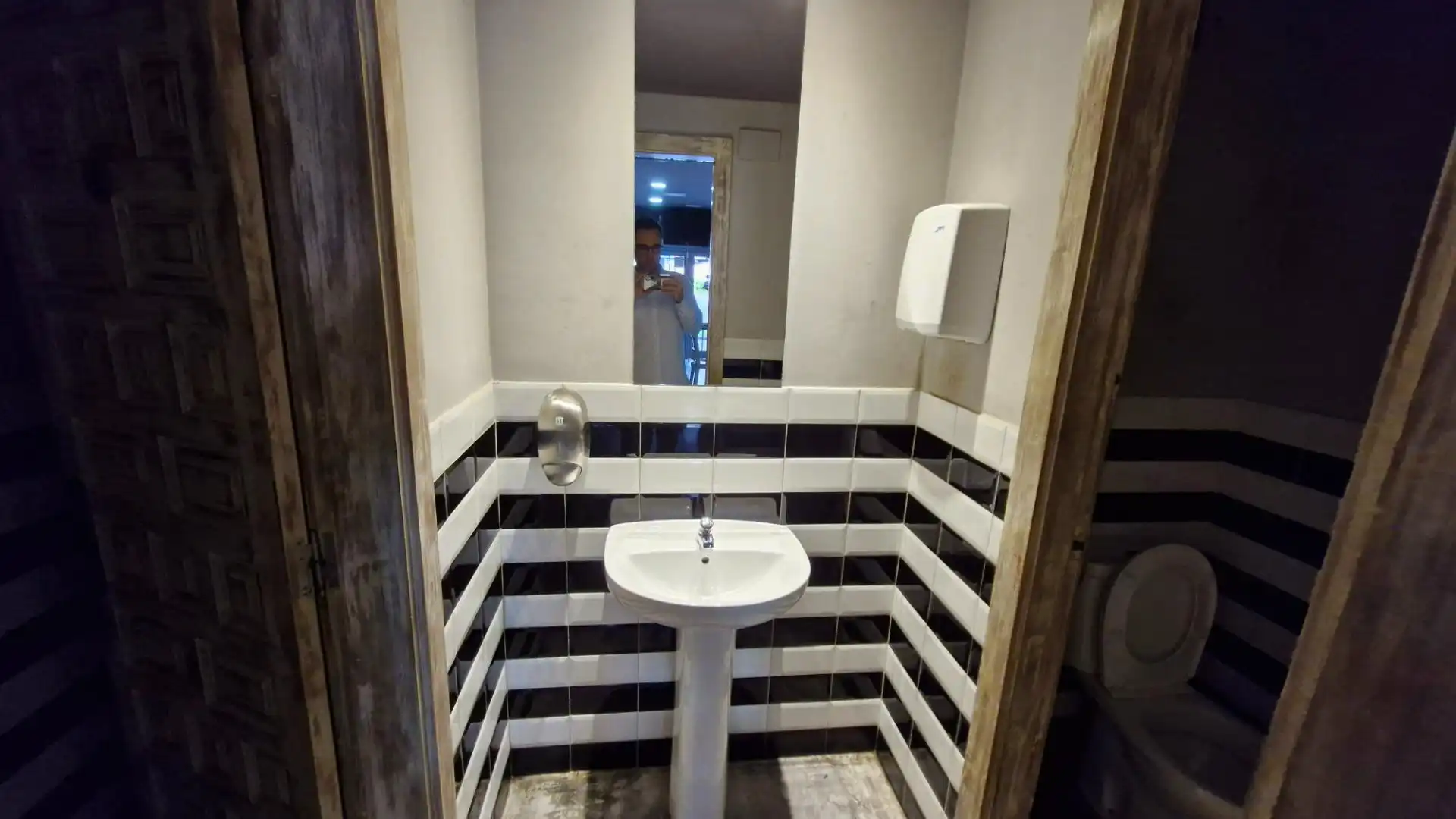 Baño de Local en venta en Derio