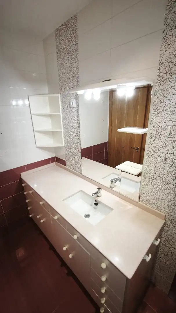 Baño de Casa adosada en venta en Riolobos, Cáceres