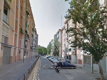 Piso con ascensor en venta en BRUC