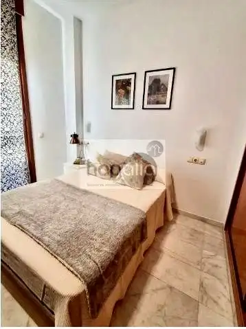 Habitación de Estudio de alquiler en Sevilla con Aire acondicionado, Terraza y Piscina
