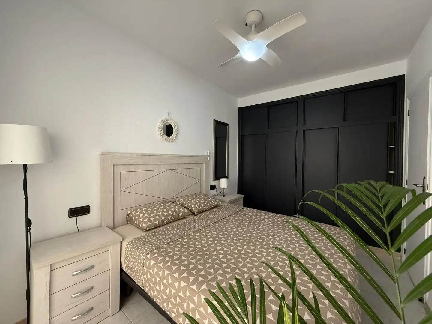 Schlafzimmer von Wohnung zum Verkauf in Torrevieja mit Balkon