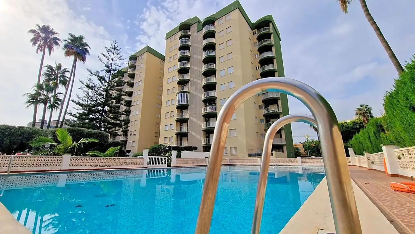 Apartamento de alquiler en De La Rioja, 125, Playa de Gandia