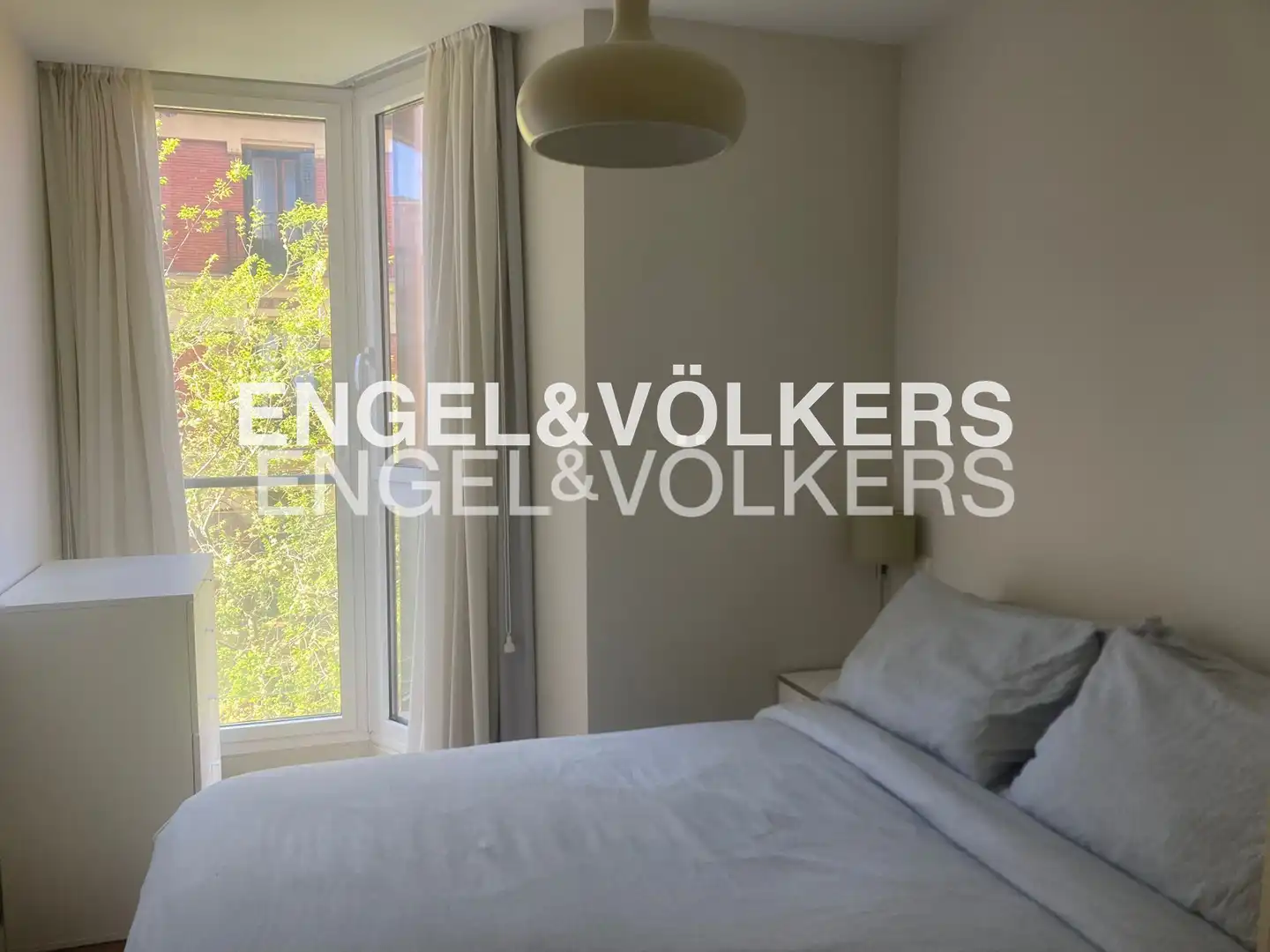 Habitación de Piso de alquiler en Madrid con Aire acondicionado, Calefacción y Trastero