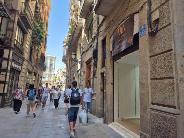 Local comercial en Venta en Carrer de la Boqueria en Barri Gòtic