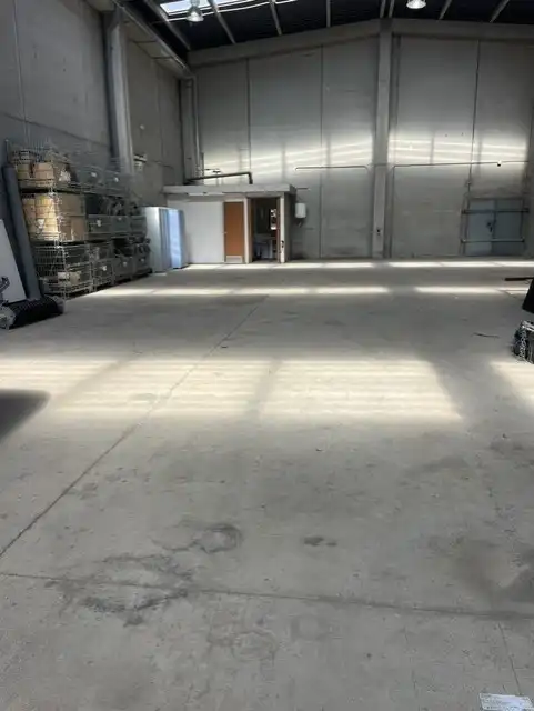 Industrial building for sale in Carrer de la Plata, imagen 3