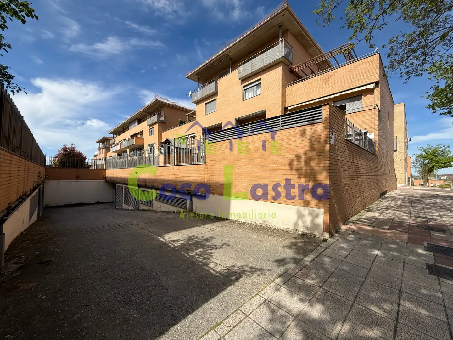 Außenansicht von Maisonette zum Verkauf in Salamanca mit Heizung, Terrasse und Ofen