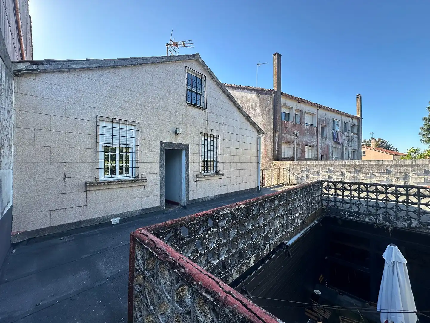 Casa amb terrassa en venda a Avenida Lugo, imagen 5