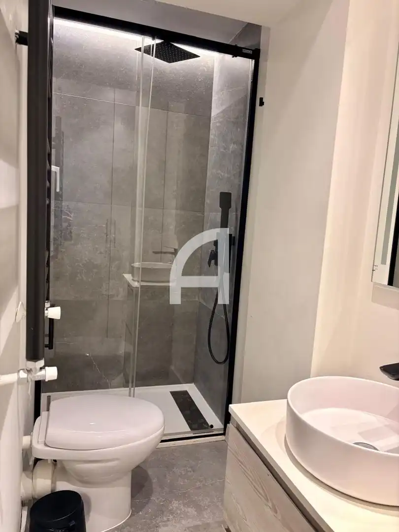 Baño de Piso en venta en Madrid con Aire acondicionado y Calefacción